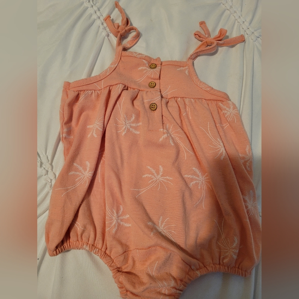 Jessica Simpson Onsie - Picture 2 of 2